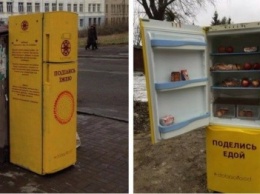 В Киеве появились холодильники с бесплатными продуктами (ФОТО)