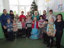 Бердянские особые дети получили подарки от Марины Порошенко