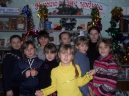 Ученики школ Добропольского района приняли участие в новогоднем конкурсе-выставке