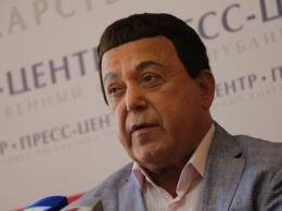 Кобзон пообещал помочь детской больнице Крыма с лекарствами от рака