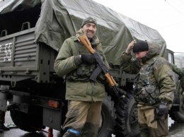 Солдаты агрессора отняли оружие у боевиков на Донбассе