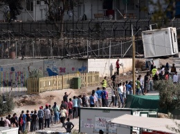 Более тысячи африканских мигрантов пытались штурмовать границу с Испанией, есть пострадавшие
