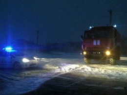 Спасатели открыли пункт обогрева на трассе Н-11 в Николаевской области и организовали мобильные патрули