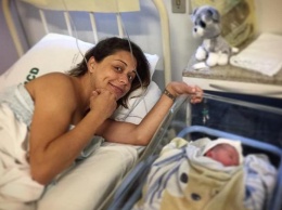 Экс-солистка "Сливок", живущая в нищете в Бразилии, родила второго ребенка
