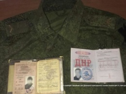 В Донецкой области задержали КамАЗ с российским офицером и боеприпасами