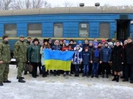 540 детей из Луганской и Донецкой областей поездом Дружбы поехали в западную Украину (ФОТО)