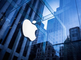 Компания Apple запатентовала телефон со сплошным дисплеем без боковых рамок