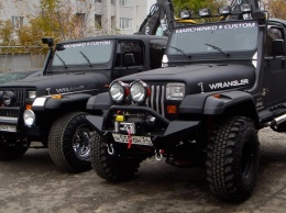 В ноябре 2017 года автолюбители впервые увидят Jeep Wrangler на выставке в Лос-Анджелесе