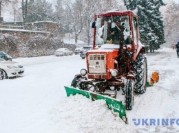 Военные помогут с уборкой снега в Ужгороде