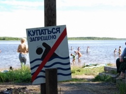 Киевлянам не рекомендуют купаться после дождя