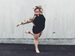 Юная балерина с нестандартными размерами прославилась в интернете