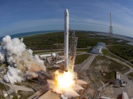 В США состоялся запуск ракеты-носителя Falcon 9