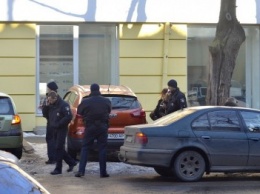 В Одессе грабитель посреди дороги бросил BMW (ФОТО)