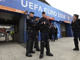 Осужденные за беспорядки на Евро-2016 болельщики вернулись в Россию