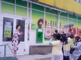 Фотофакт: запорожский супермаркет закрыли на санитарный день перед "Ревизором"