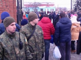 Весь личный состав полиции охранял спокойствие жителей Славянска во время крещенских купаний