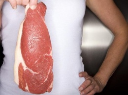 Красное мясо повышает риск развития рака кишечника – ученые