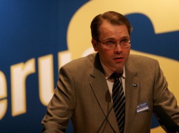 Министр обороны Финляндии готовится к появлению "зеленых человечков"