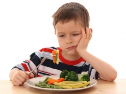 Ученые объяснили неприязнь детей к фруктам и овощам в рационе