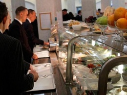 Обеды украинских депутатов попали в СМИ (фото)