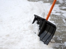 Около 200 безработных привлечены к расчистке снега и ледовых образований