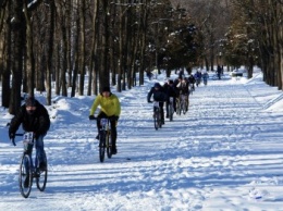 В Краматорске прошла зимняя велогонка