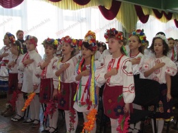 В Бердянской школе №3 отметили День Соборности Украины
