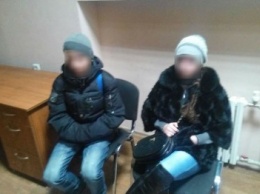 Полицейские Славянска вернули домой подростка и его подругу