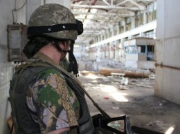 Украинцы взяли в полукольцо оплоты боевиков