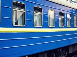 Из-за схода с рельс вагонов в Черкасской области задерживаются 10 пассажирских поездов