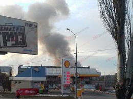В Бердянске горела нежилая постройка, столб густого дыма был виден за несколько километров