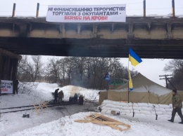 Полиция Луганской обл. усилила меры безопасности по охране участников блокады ж/д путей