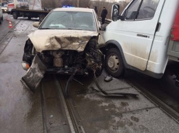 Угон Lexus и авария на Амурском мосту: главные происшествия за день