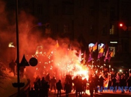 В Киеве память Героев Крут почтят факельным шествием