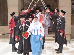 В Крыму для свадеб все чаще выбирают сценарии с элементами культурных традиций