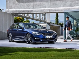 BMW представил новый универсал G30 Touring