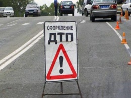 В Москве водитель спорткара сбежал с места ДТП после гибели пассажирки