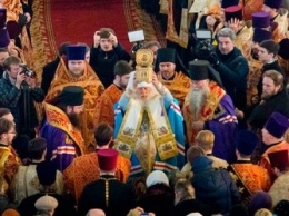 Мощи святого Пантелеймона в Одессе охранял полк Нацгвардии, а поклониться святому пришли Труханов, Крук и коммунист Кисловский