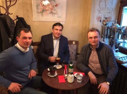 Саакашвили вместе с Садовым и «Демальянсом» создают «фронт в поддержку досрочных выборов» в парламент