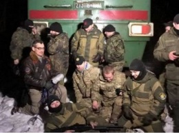«Укрзализныця» подвозит боеприпасы российским наемникам прямо на позиции. ВИДЕО