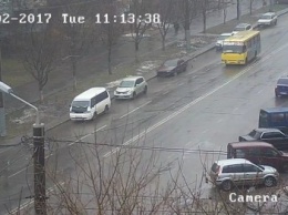 В Одессе камера сняла момент столкновения машин на Таирова (ВИДЕО)