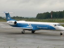 Самолет МАУ с полусотней пассажиров выкатился на 150 м за пределы полосы в Ивано-Франковске