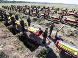 В Днепропетровске до сих пор не опознали тела 128 погибших в " АТО" - их похоронили в безымянной могиле