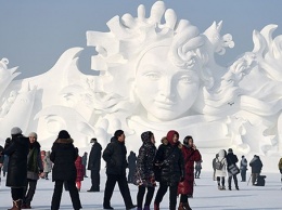 Одесситы завоевали бронзу на международном конкурсе снежных скульптур в Китае