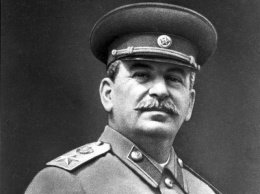 Сталин вошел в десятку богатейших людей всех времен и народов