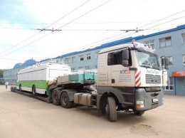 Семь троллейбусов «Тролза» отплыли в Аргентину