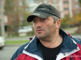 Грузинский волонтер Нодар Беридзе рассказал в Николаеве о «велосипедной сотне»