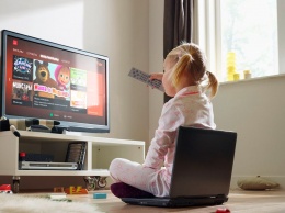 Сколько часов в день ребенку можно смотреть телевизор