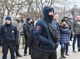 Одесская полиция не дала «патриотам» разнести стройку
