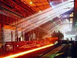 Алчевский меткомбинат ИСД приостановил работу из-за нехватки ЖРС вследствие блокады железной дороги на линии разграничения
